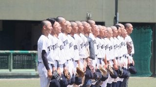高校野球 函館水産、「勝ちパターン」は後輩に託した 高校野球(画像 1/2