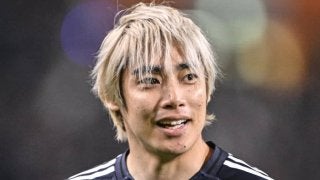 背番号10伊東純也の華麗ターンからの｢技アリ｣右足アウト弾！ゲンク復帰