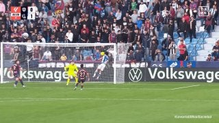 久保建英のプロ初ヘディング弾にSNS騒然