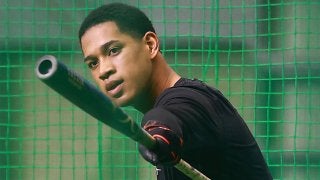 日本ハム】万波中正の「答え」“爆肩”復活＆初30発へ「過去最高の自分で