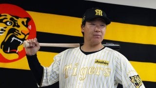 阪神】黄金ピカピカのチャンピオンユニ発表 大山悠輔「権利を勝ち取っ