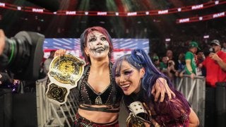 「かわいそう」後輩をカートから蹴飛ばす