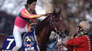 年間無敗の伝説はここから テイエムオペラオーが制した00年京都記念