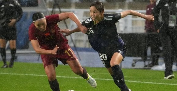 雨天の中国戦、ドリブルで前を目指した｢ベレーザ19歳｣