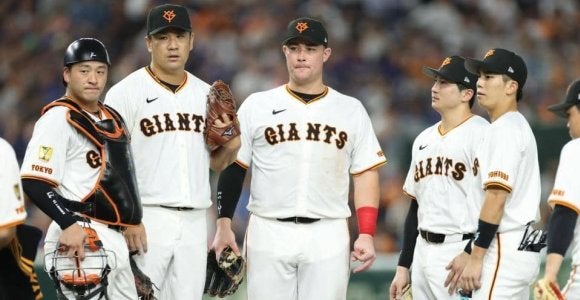 巨人・門脇が痛恨の悪送球 田中将の日米通算199勝目が消える
