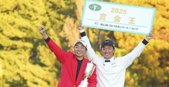 小木曽喬が“日本初優勝” 「後輩を賞金王に」弟分の金子駆大をアシスト