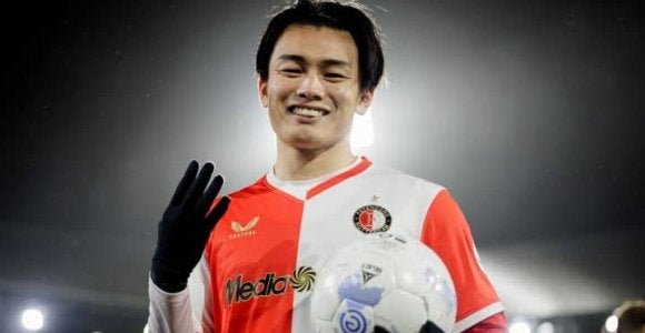 ファン・ペルシ監督も思わず苦笑　上田綺世、圧巻の4得点！15試合18ゴールの量産に現地も脱帽「独壇場だ」