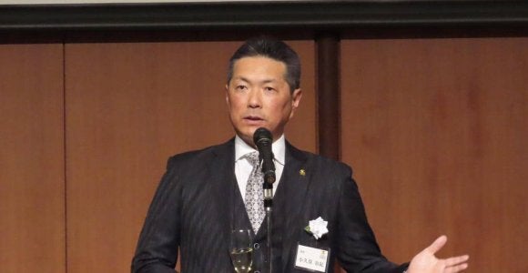 元ヤクルト上田剛史氏、「５年越し」の結婚式を報告