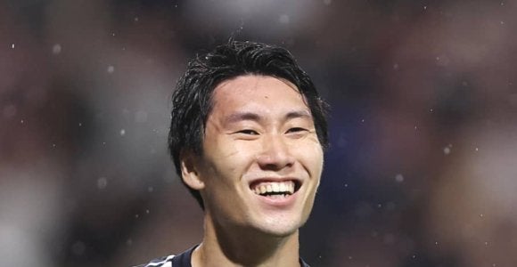 鎌田大地、ボランチからシャドーでフル出場「パレス史上最高の監督とチーム」は連勝で4位浮上