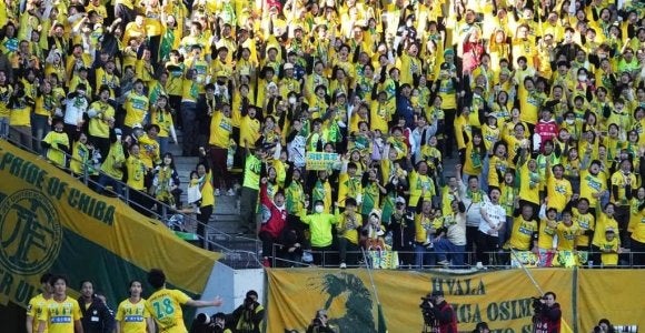 フクアリの奇跡 スタジアムで奇跡と悲劇が交錯 熱狂と興奮と歓喜と落胆 歴史的大逆転の90分を現地カメラマンが振り返る