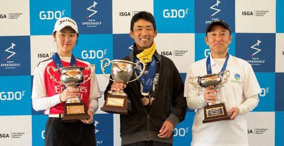 「もっと多くの人にこの競技を」太田仁がスピードゴルフツアーの年間チャンピオンに