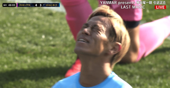 本田圭佑が絶叫 まさかの“鬼ブロック”に騒然