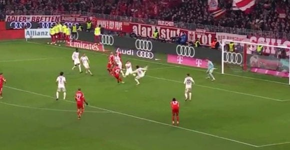 佐野海舟 ハリー・ケインの落としに素早く反応