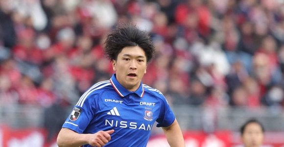横浜 谷村海那&鈴木冬一&オナイウ情滋が27年夏まで契約合意