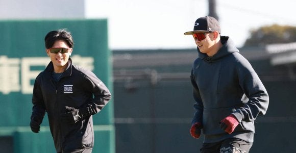 【阪神】ドラフト指名選手が阪神グラウンドで自主トレ公開