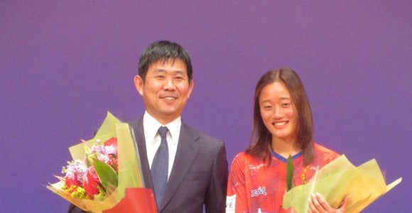 日本代表 森保一監督「パワープレーで入学」笑顔で恩師に感謝