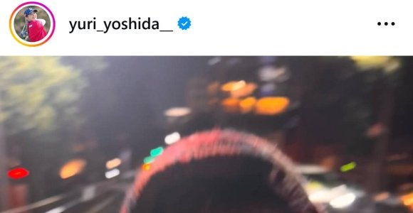 吉田優利「楽しくて充実してるオフ」スタイル際立つ赤のトップス姿などプライベートショット公開