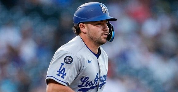 ド軍を2週間で“戦力外”から5か月　宿敵への加入が決定…日本ゆかりの男が逆襲へ